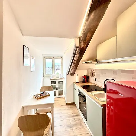 Stop In Italy To Cp14 Cozy Attic View Centro Turín