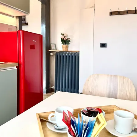 Stop In Italy To Cp14 Cozy Attic View Centro *